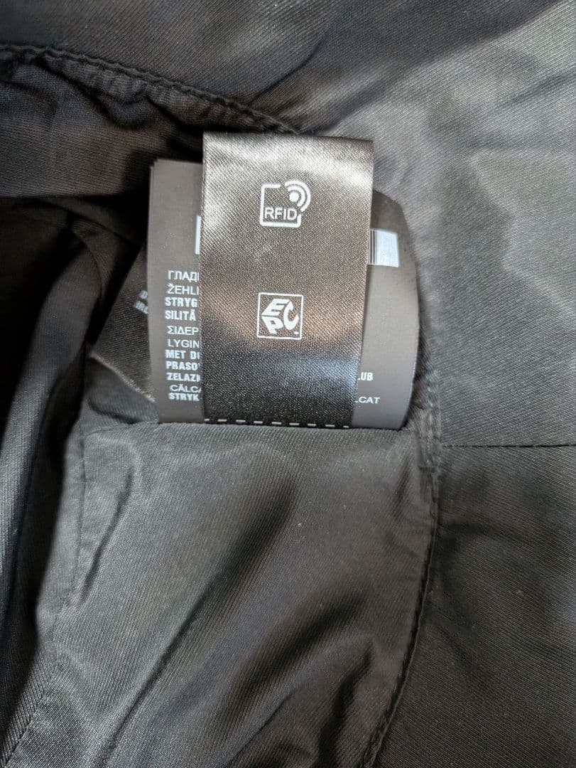 【MIU MIU ブラック バケットハット 収納袋付き】