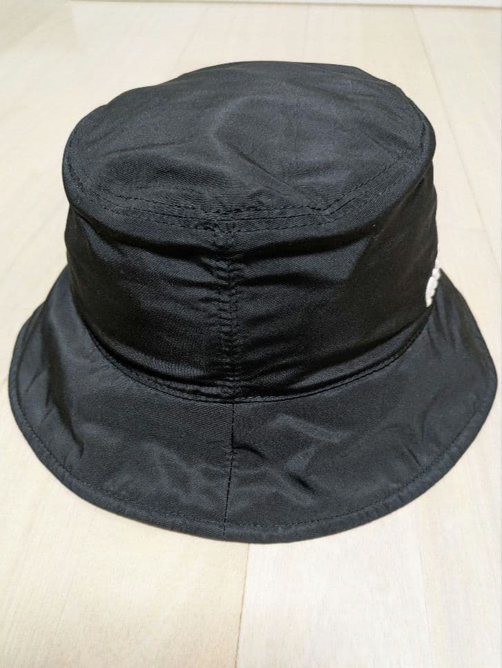 【MIU MIU ブラック バケットハット 収納袋付き】