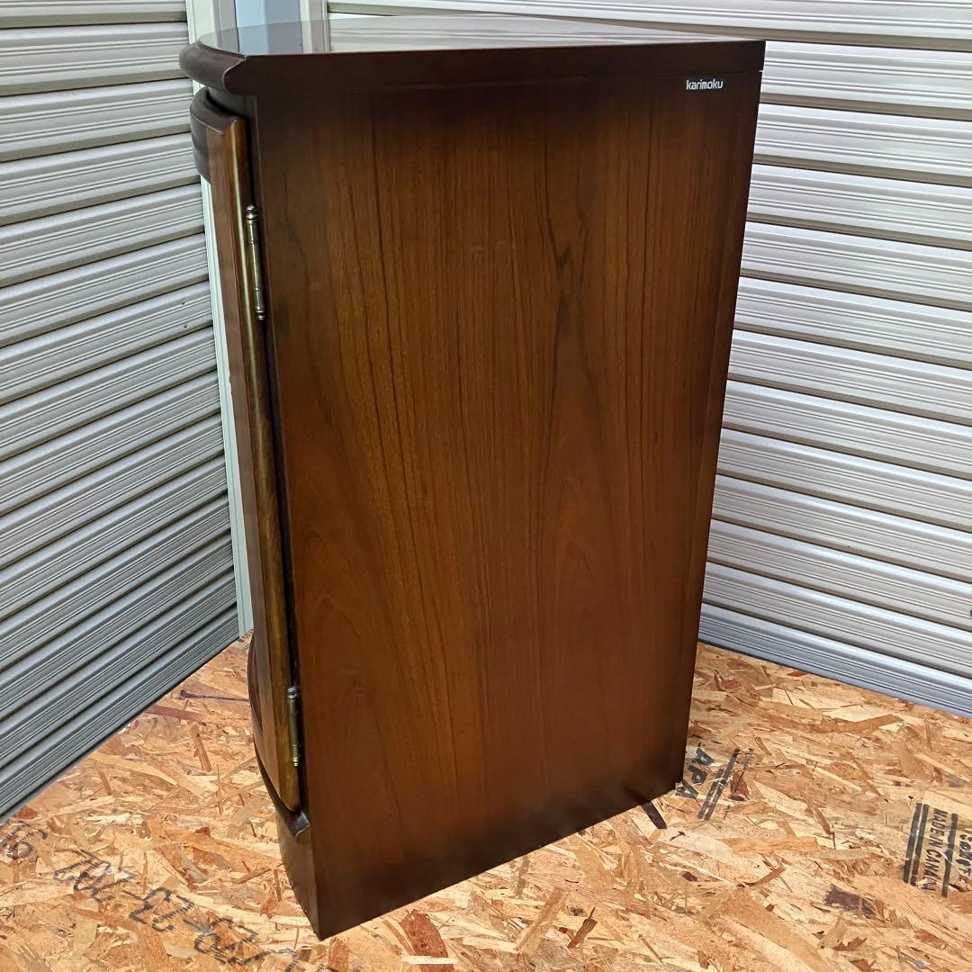 A2D66■karimoku カリモク コロニアル コーナーボード キャビネット