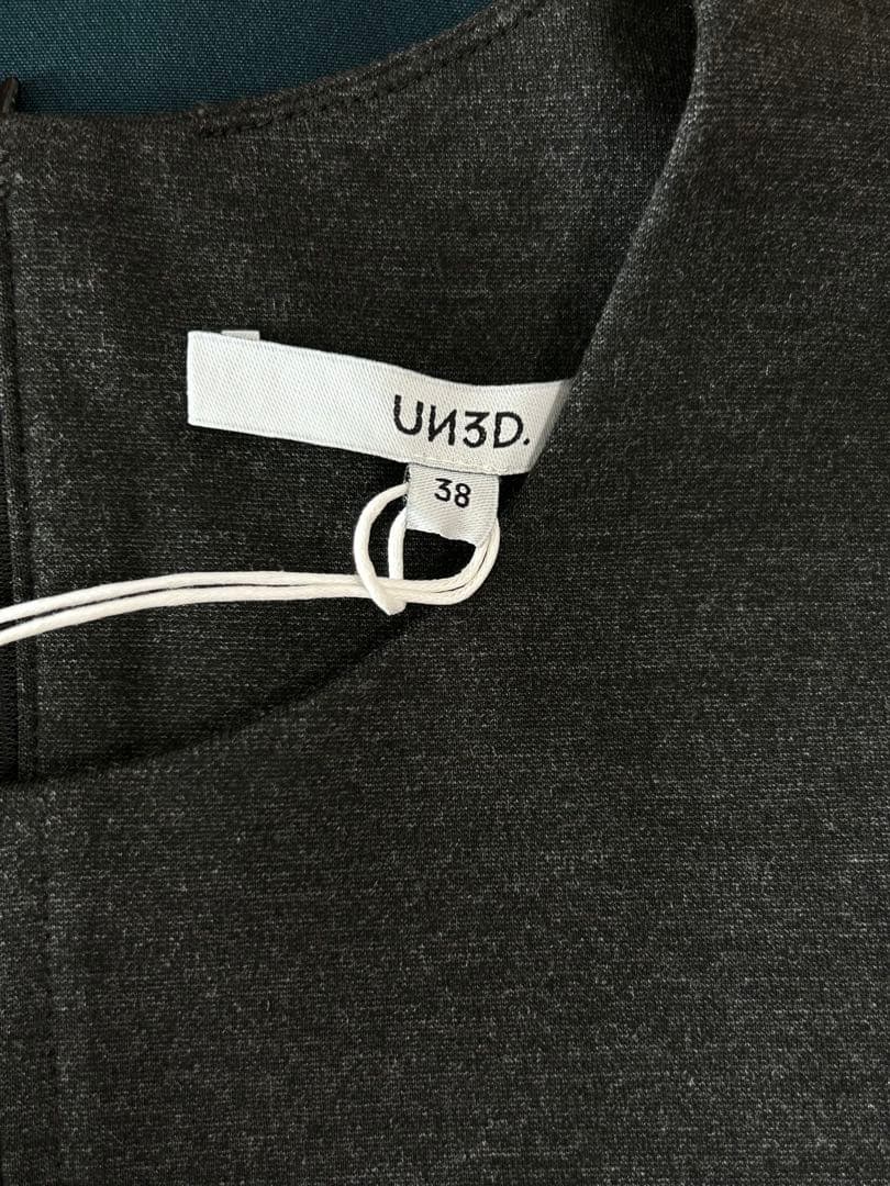 新品タグ付き　UN3D.　アンスリード　カラーブロックコクーンワンピース