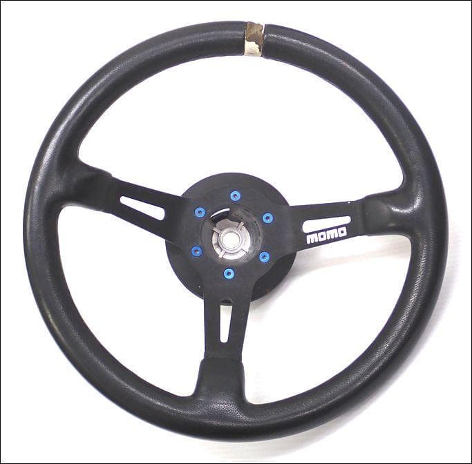 momo ステアリング 35φ ディープコーン