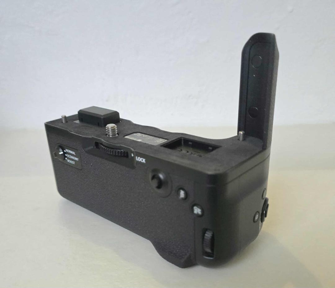 富士フイルム(FUJIFILM) 縦位置バッテリーグリップ VG-XT4 超美品