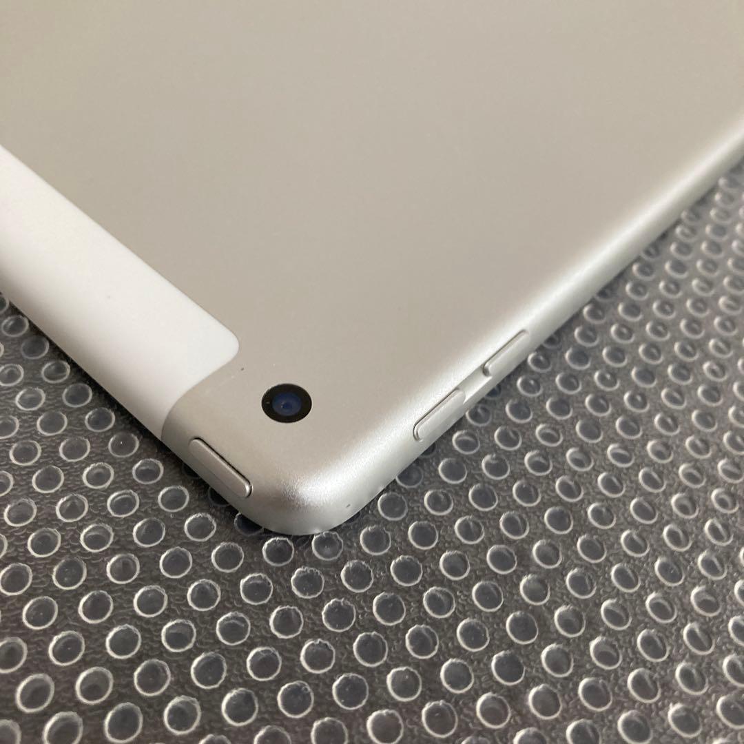 584【早い者勝ち】iPad6 第6世代 32GB SIMフリー☆