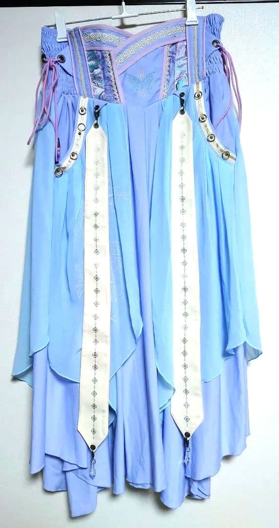 〇 OZZ ONESTE 青水色 ガウチョパンツ 蝶刺繍