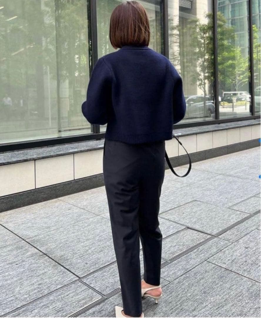 美品 OHGA オーガ モデルパンツ グレー Mサイズウエストゴムセンターライン