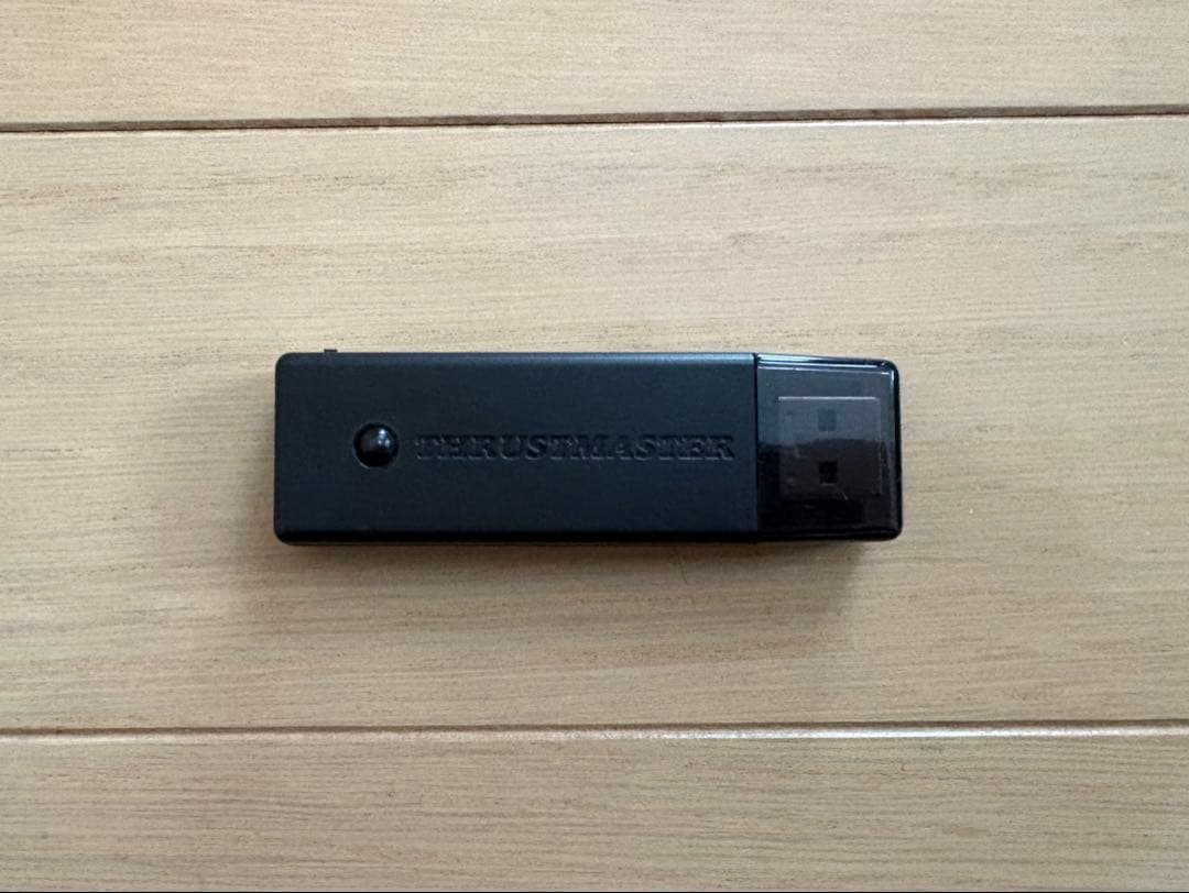 スラストマスター フェラーリ F60 ゲームパッド