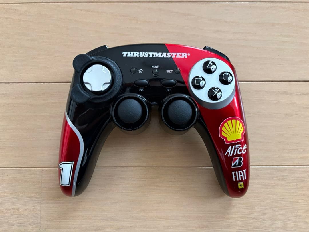 スラストマスター フェラーリ F60 ゲームパッド