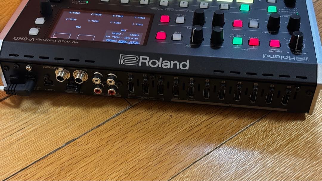 Roland V-8HD ビデオスイッチャー 本体