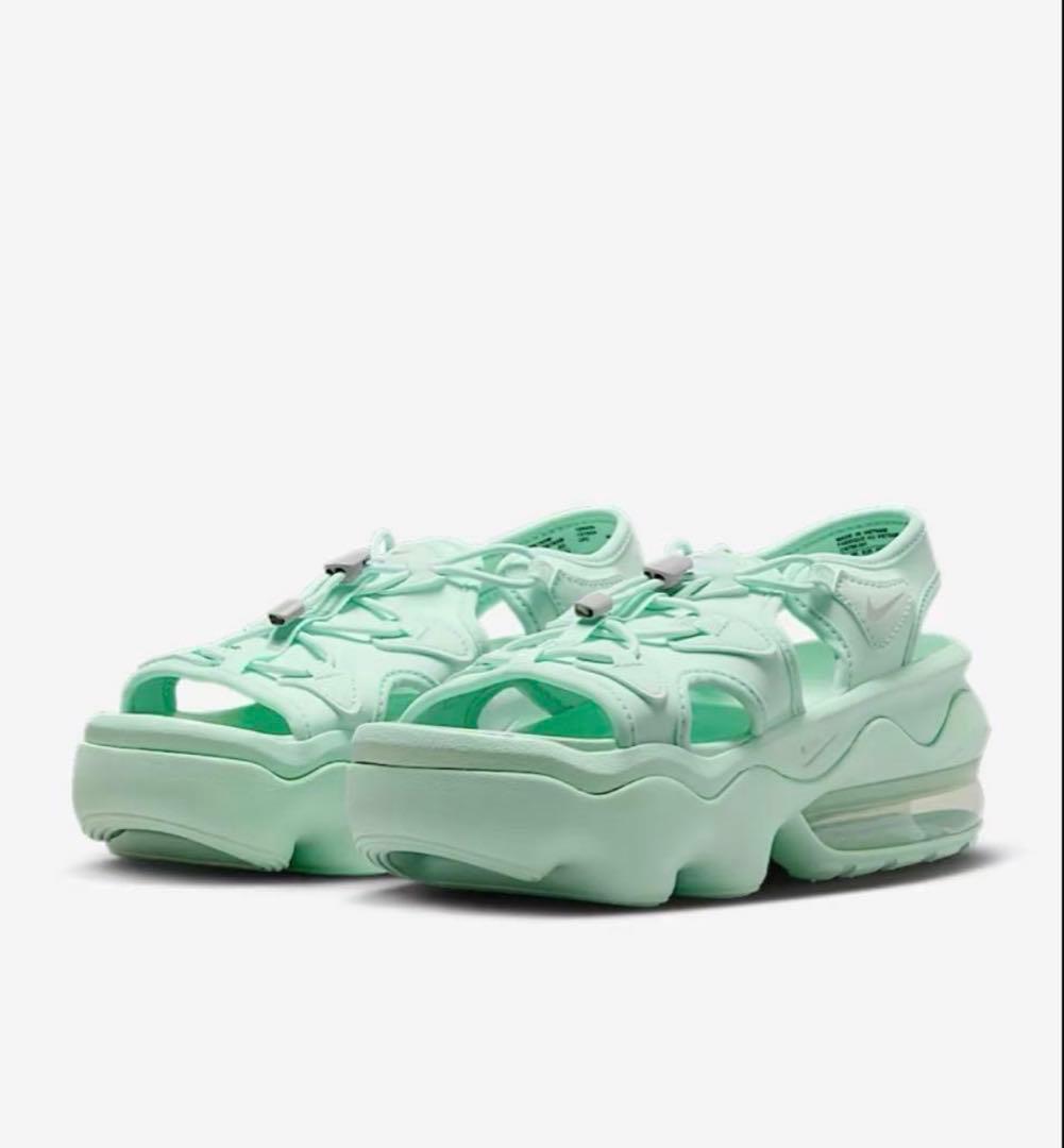 正規店購入品　ナイキ　エアマックスココ　サンダル　ミント