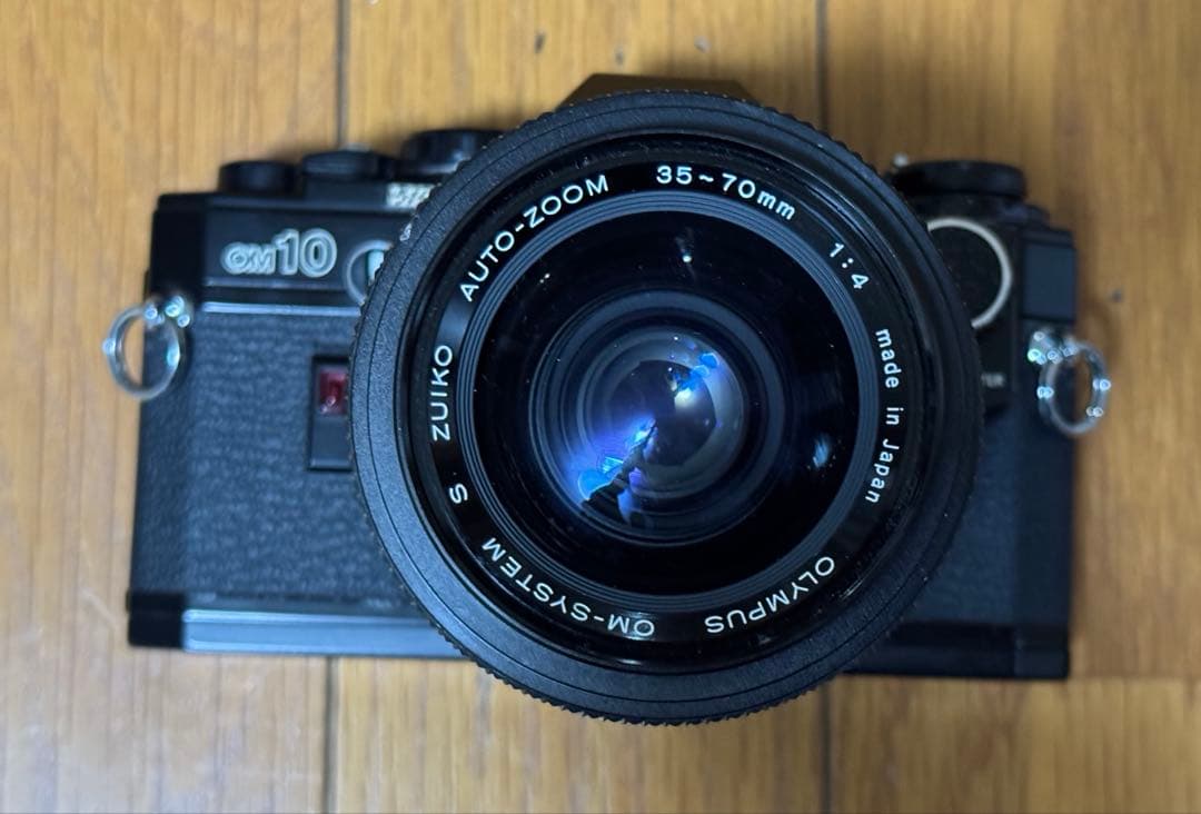 OLYMPUS OM10 フィルム一眼レフカメラ/レンズ付き