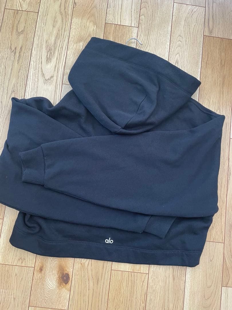 トップス alo yoga Bae Hoodie-Black (M)