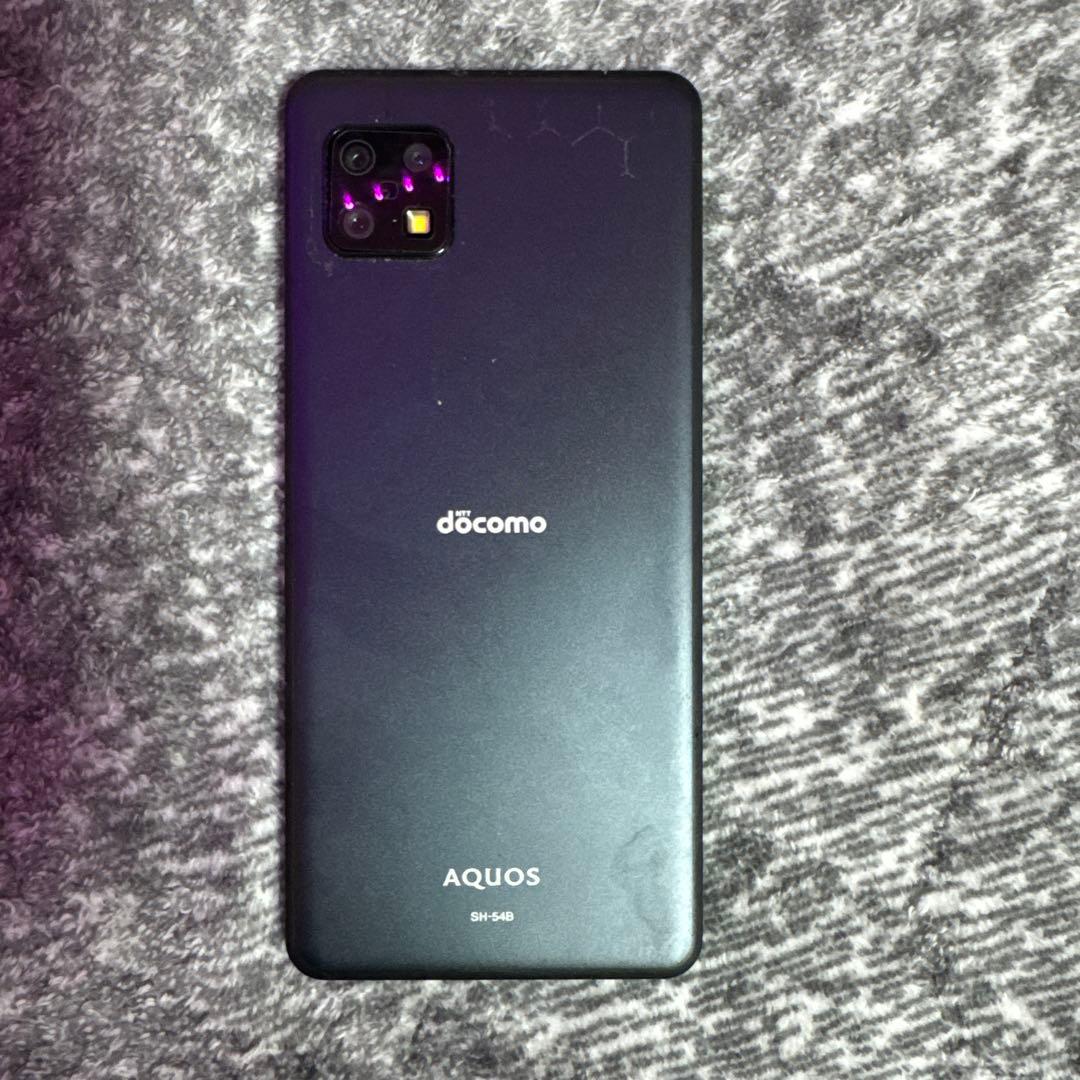AQUOS SH-48 docomo ブラック 本体 カバー付き