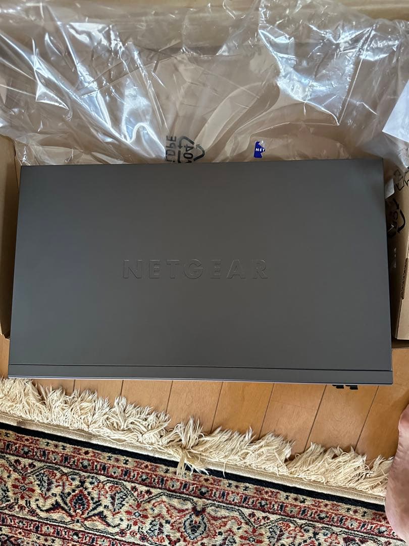 NETGEAR GSM7224P-100AJS ギガビット 24ポート