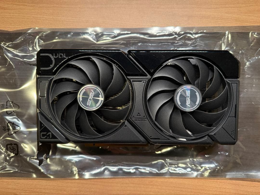 グラフィックボード・グラボ・ビデオカード ASUS DUAL Radeon RX 7600 OC Edition 8GB