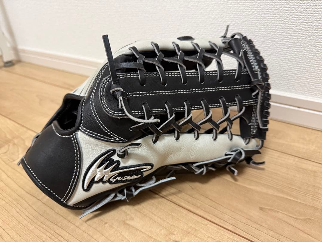 アイピーセレクト　外野手用　オーダーグローブ　型付けのみ