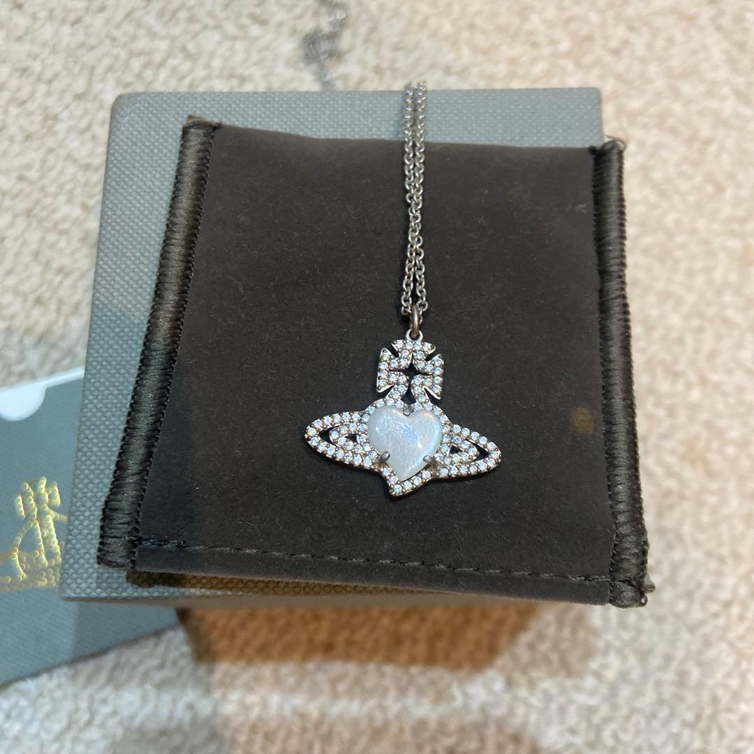 Vivienne Westwood ディアマンテ ストーン ハートパール