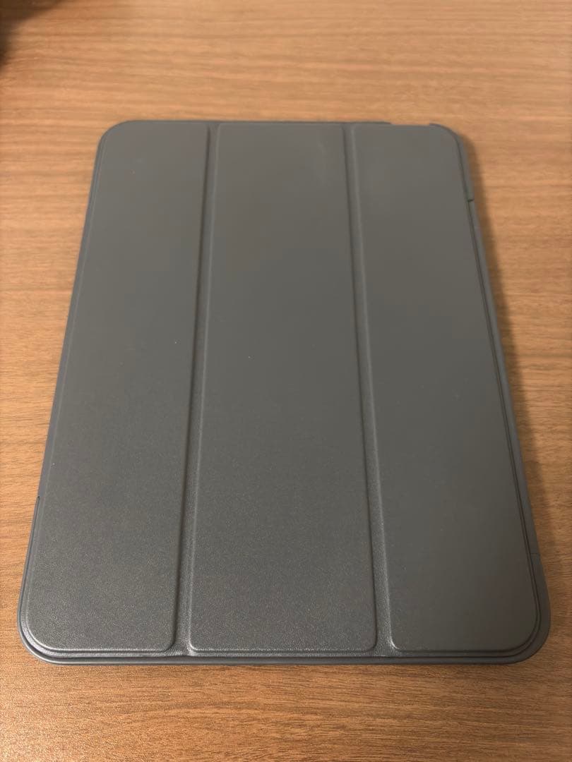 iPad 第10世代（シルバー、64GB、Wi-fi）他ケース