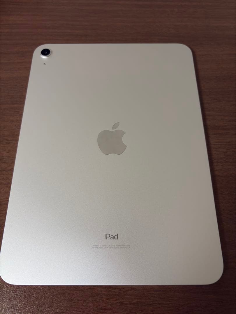 iPad 第10世代（シルバー、64GB、Wi-fi）他ケース