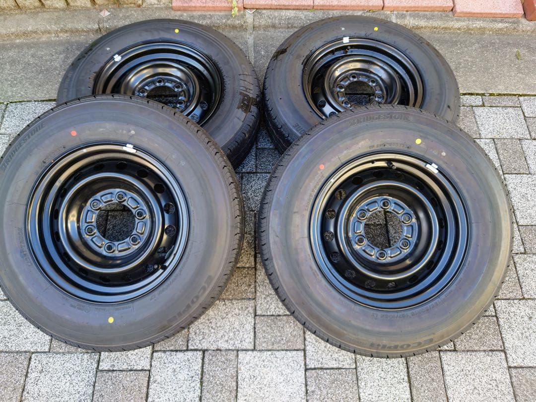 ハイエース　納車前外し　純正　スチール　ホイール　タイヤ　セット