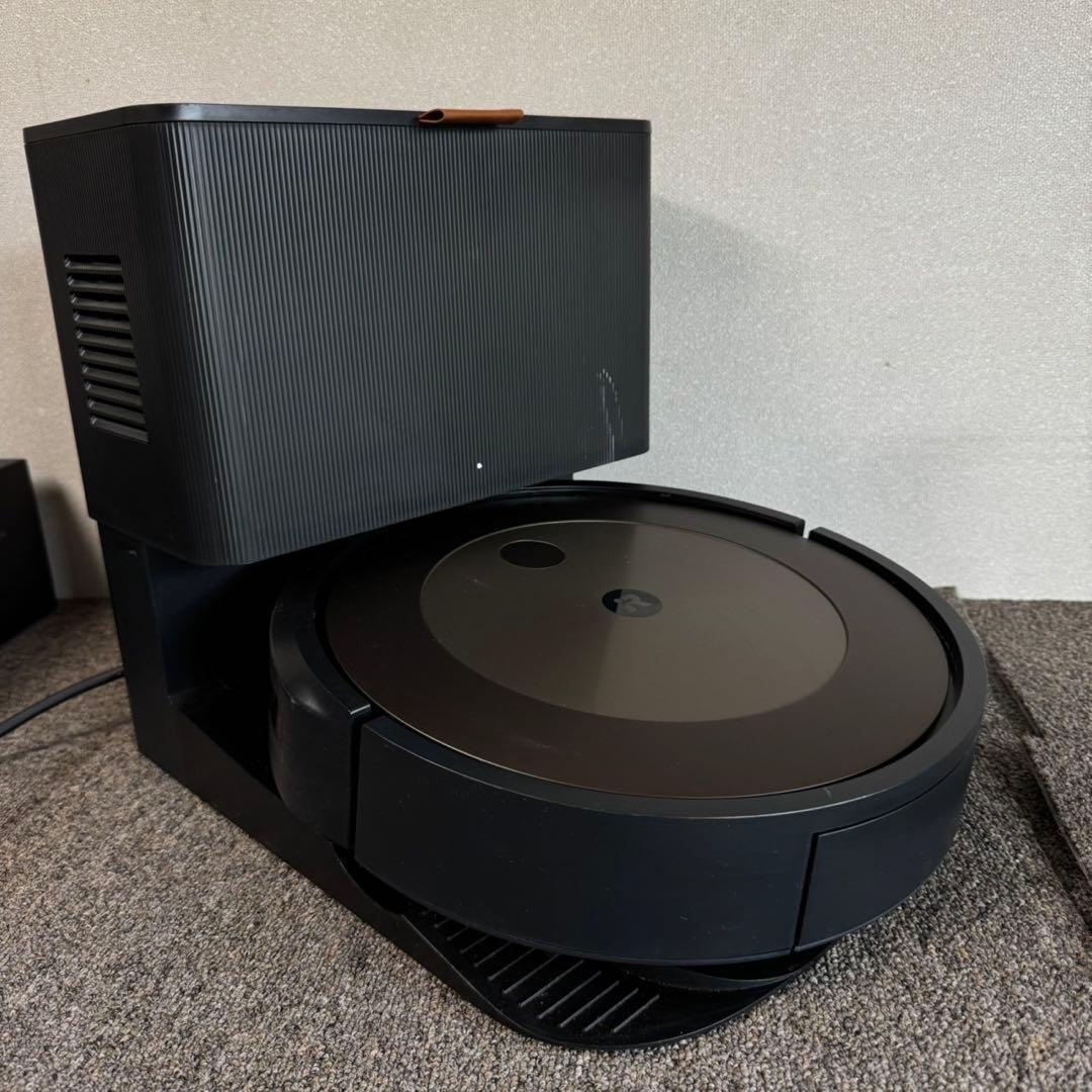 A22激安早い者勝ち✨アイロボット ルンバ j7+ ロボット掃除機 カーペット用