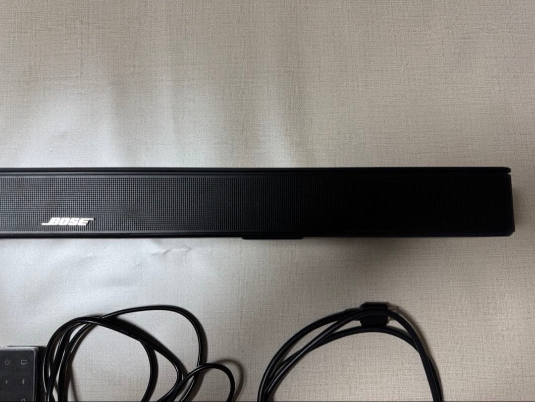 Bose スマートサウンドバー 本体と付属品