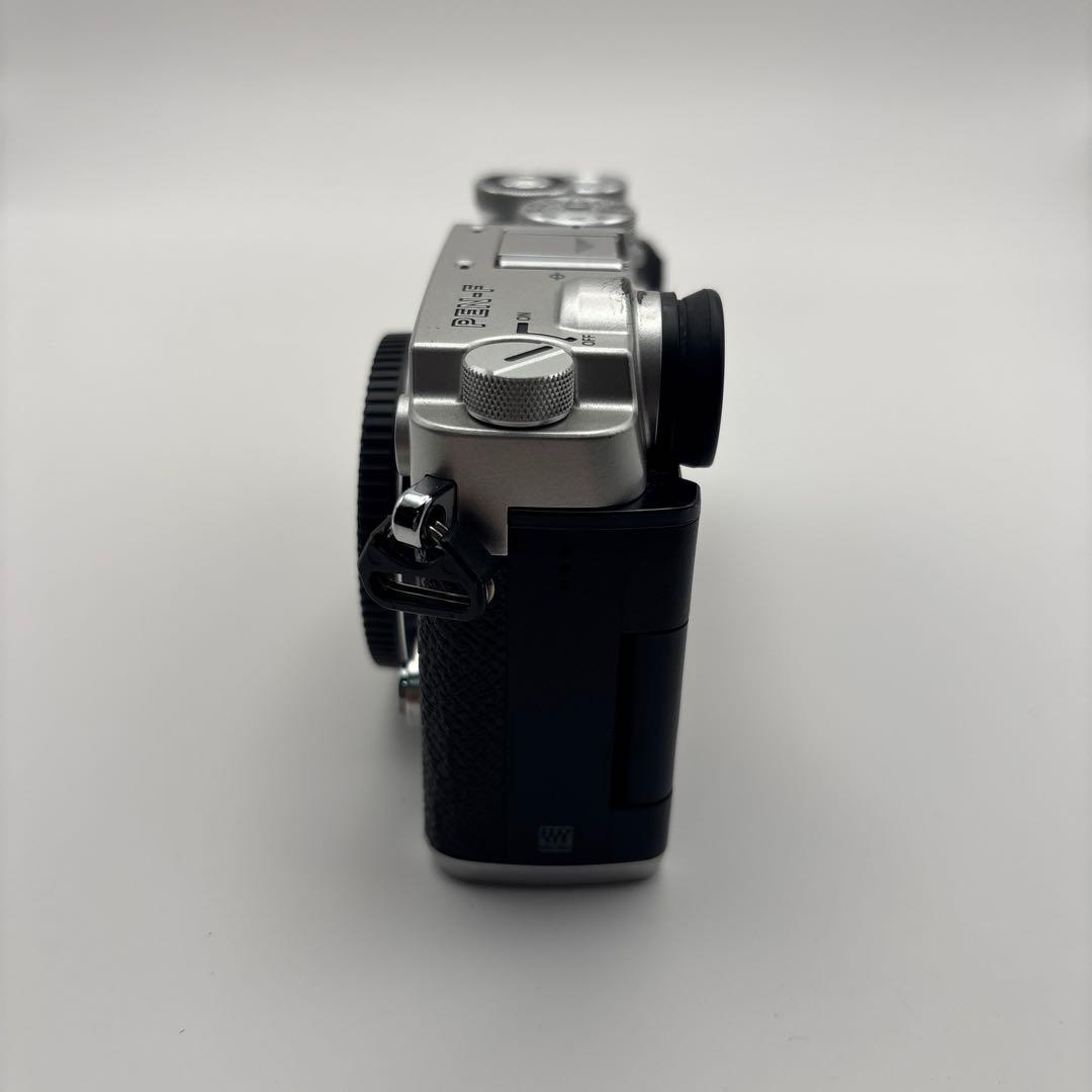 デジタルカメラ OLYMPUS PEN-F