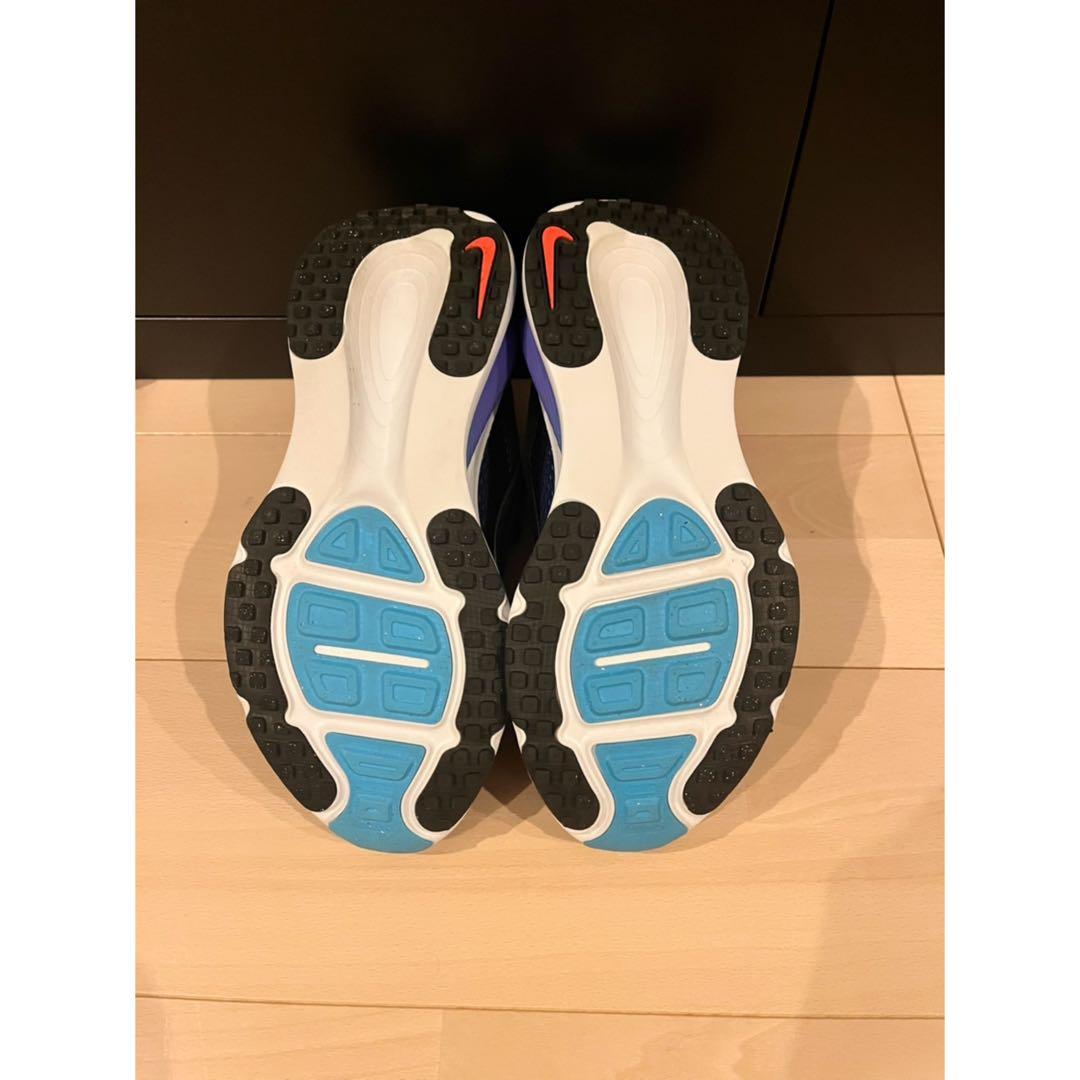 Nike ボメロ18 スニーカー