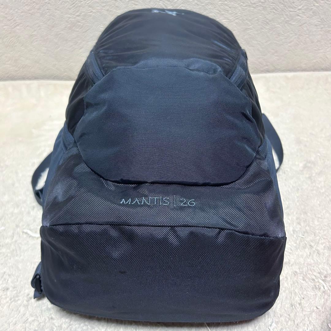 希少 アークテリクス mantis 26 チャコールネイビー 廃盤