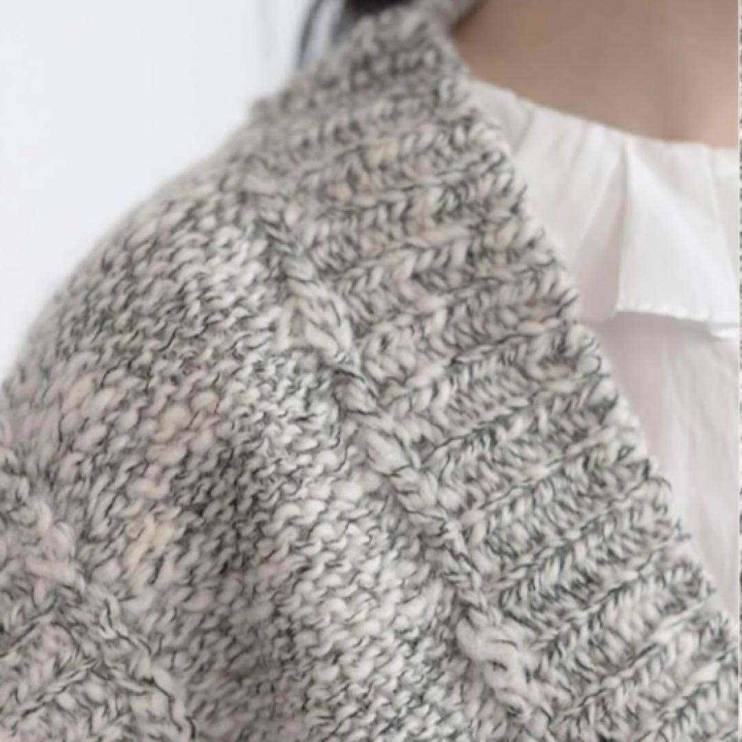 コムアーチニットベスト