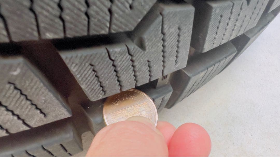 【月末処分】値下げ！送料込み！ 《バリ溝》GLEクーペ純正 スタッドレス