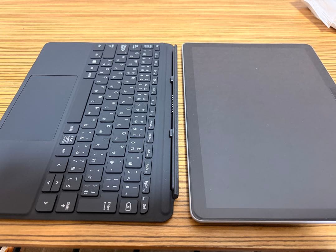 Microsoft Surface go2 タブレット 本体 + キーボード
