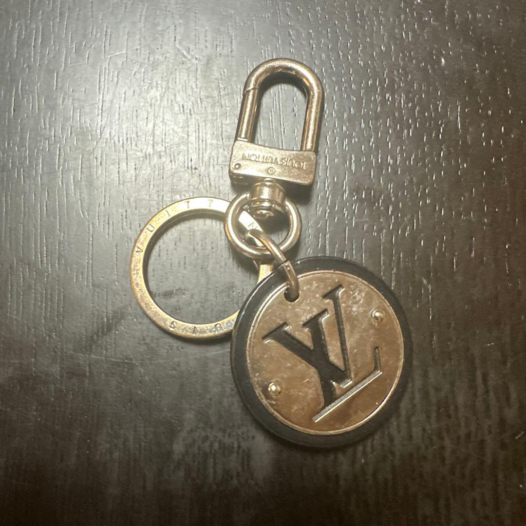 ルイ・ヴィトン キーホルダー カラビナ付き 証明書付き