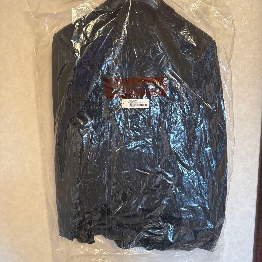 シュプリーム　 Lightweight Pinstripe Suits