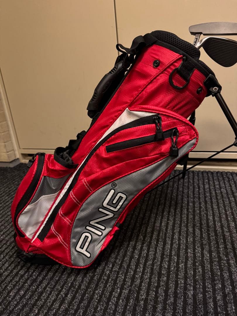 の*ぶ様 PING Moxie Kスタンド式ゴルフバッグ 赤