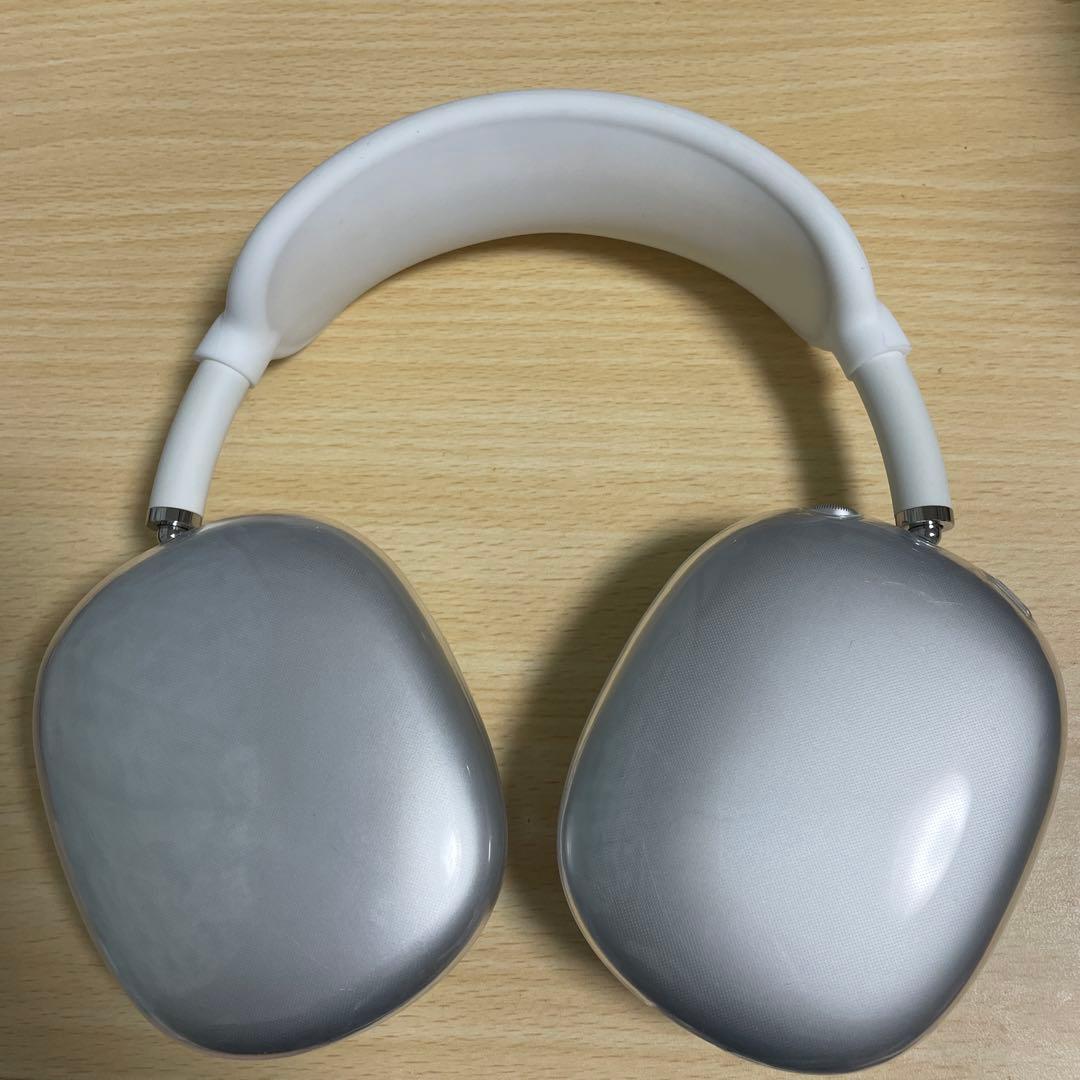 AirPods MAX 本体とカバー