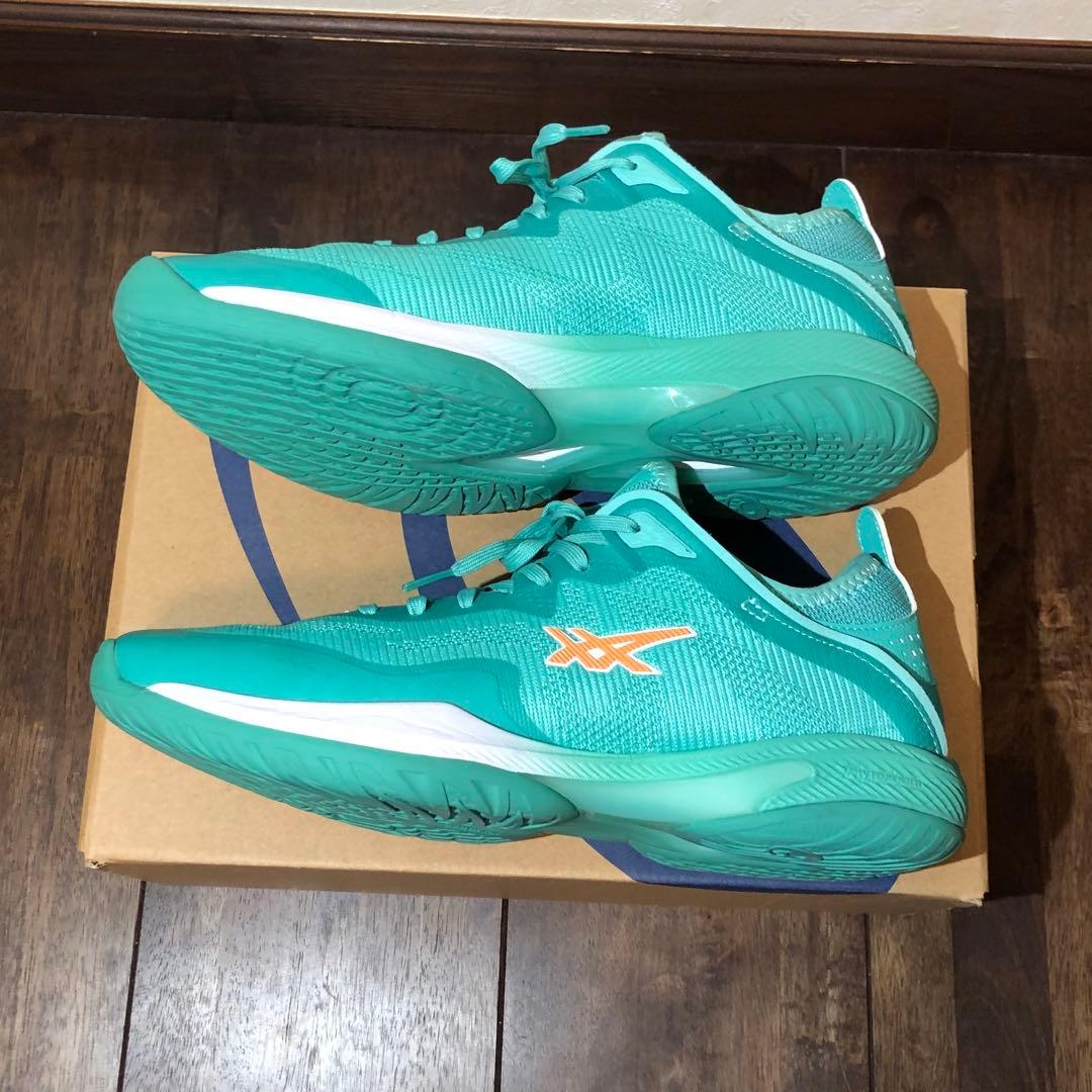 【早い者勝ち】台湾限定カラー　asics glide nova ff3