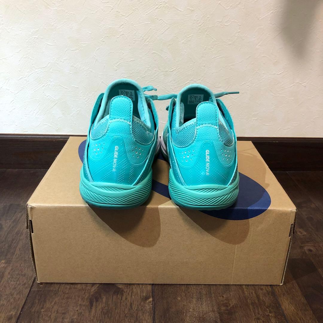 【早い者勝ち】台湾限定カラー　asics glide nova ff3