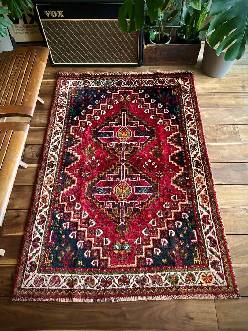 トライバルラグ　ヴィンテージラグ　ペルシャ絨毯　カシュガイ族　プリミティブアート