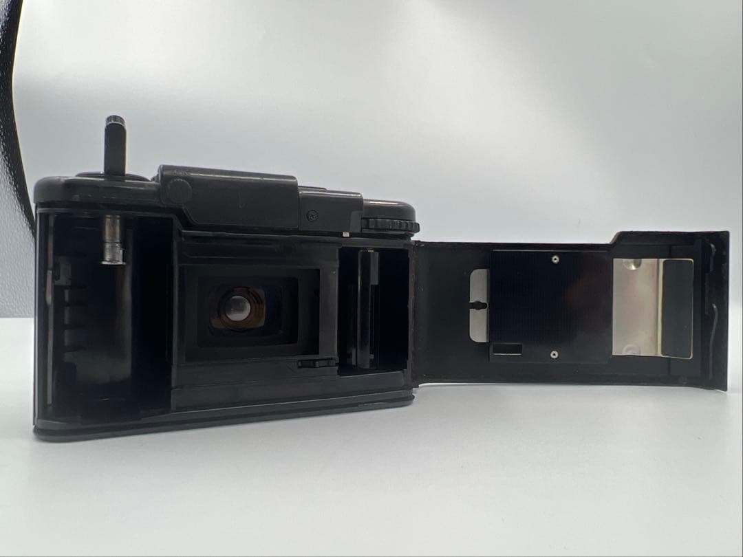 OLYMPUS XAコンパクトフィルムカメラ35mm f2.8