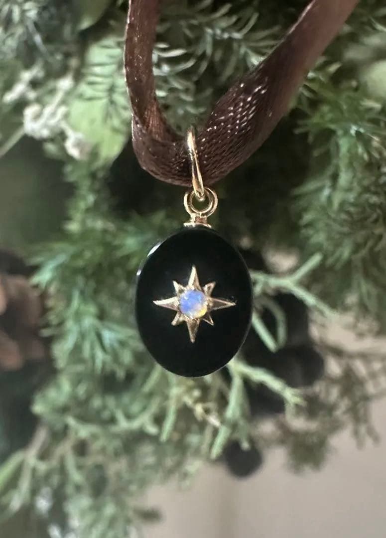 agete アガット　K10 チャーム　オニキス　オパール　販売証明書付き