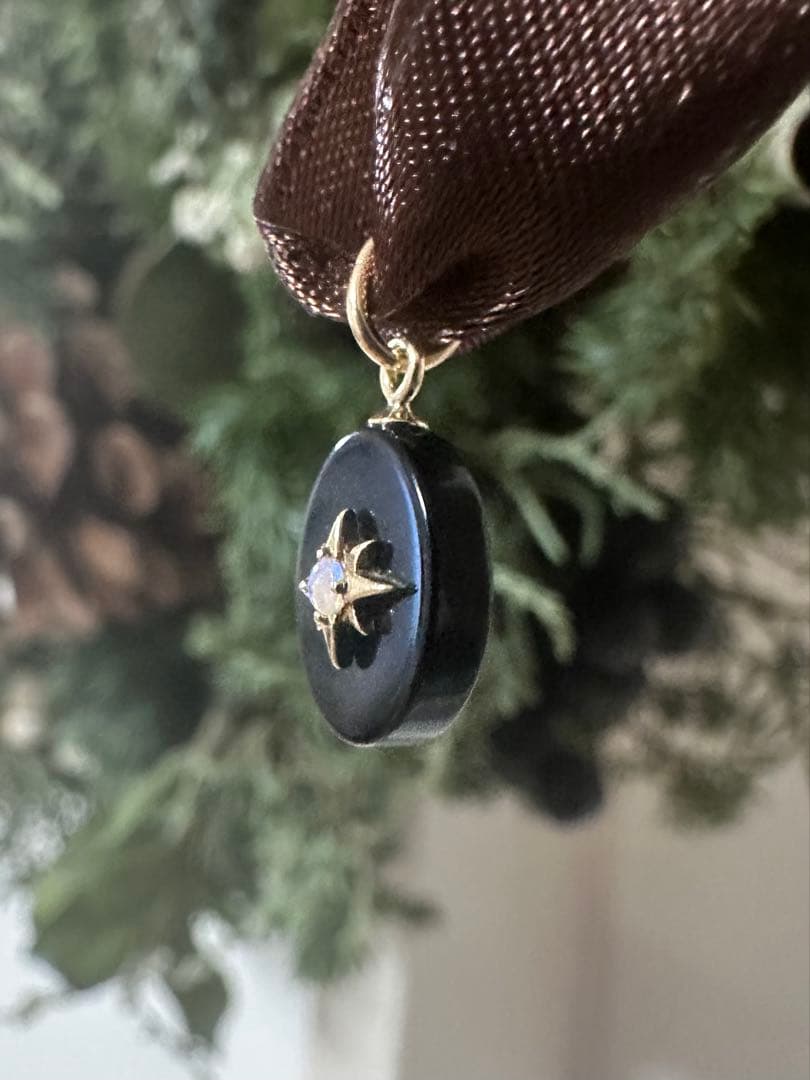 agete アガット　K10 チャーム　オニキス　オパール　販売証明書付き