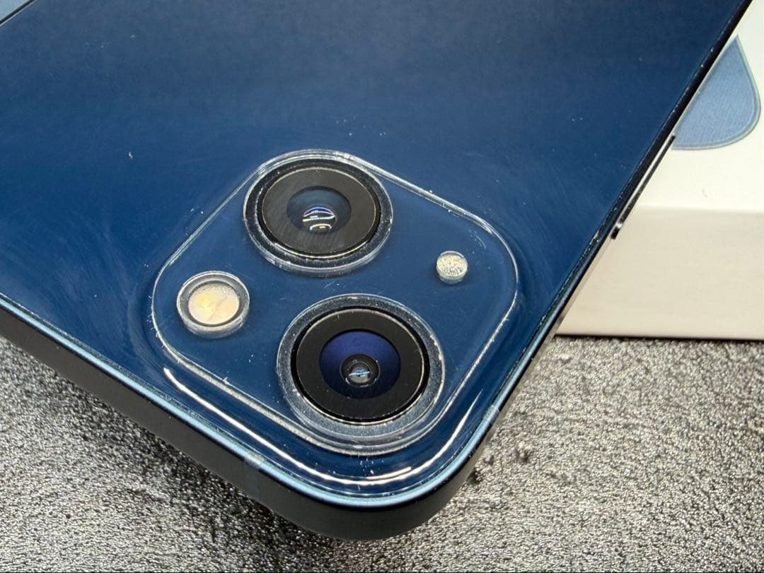 iPhone13 SIMロックなし　Apple 128GM ミッドナイト