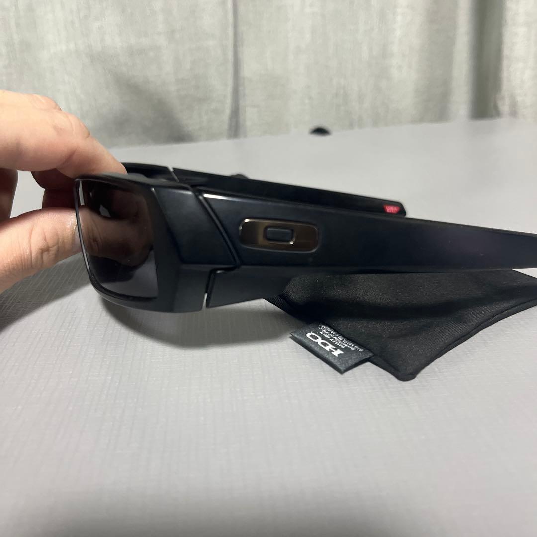 e*y様 Oakley ブラック スポーツサングラス ガスカン