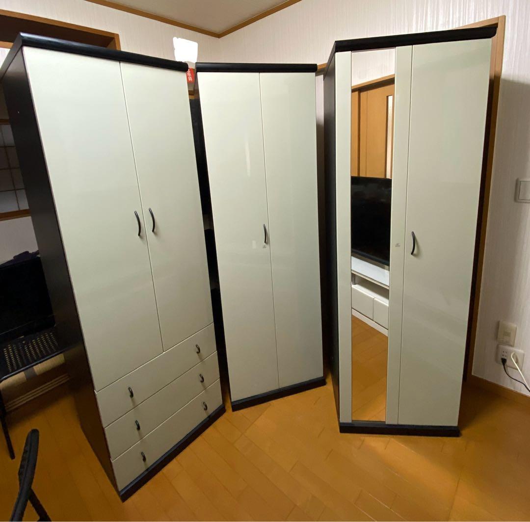 (※直接引き取り)大型連結ワードローブ3台鏡付き