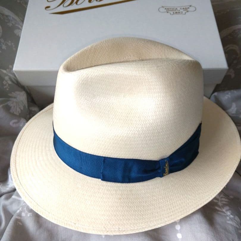 Borsalino 美品パナマ帽 オフホワイト青いリボンＬサイズ59cm