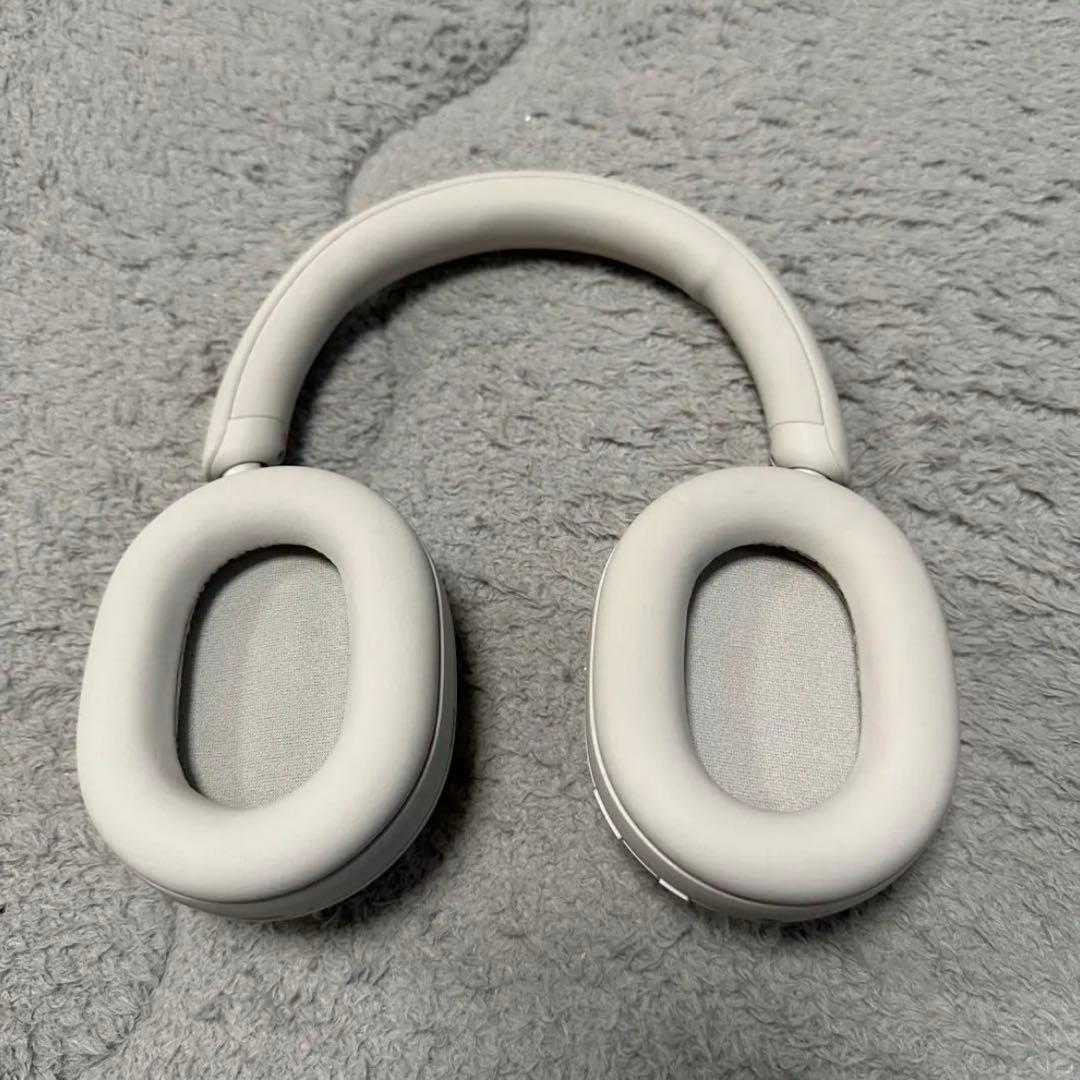 SONY ヘッドホンWH-1000XM5 プラチナシルバー