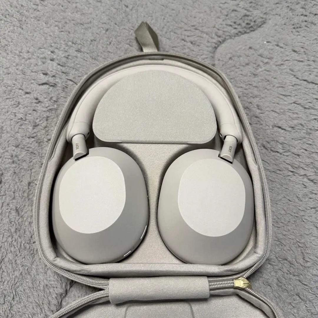 SONY ヘッドホンWH-1000XM5 プラチナシルバー