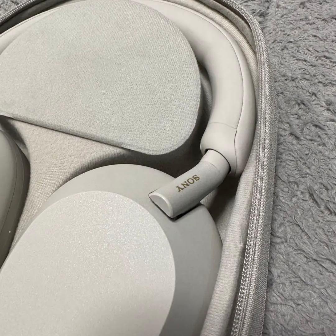 SONY ヘッドホンWH-1000XM5 プラチナシルバー
