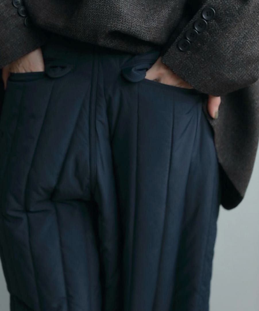 新品未使用アンヌークPadding Loose Pants38