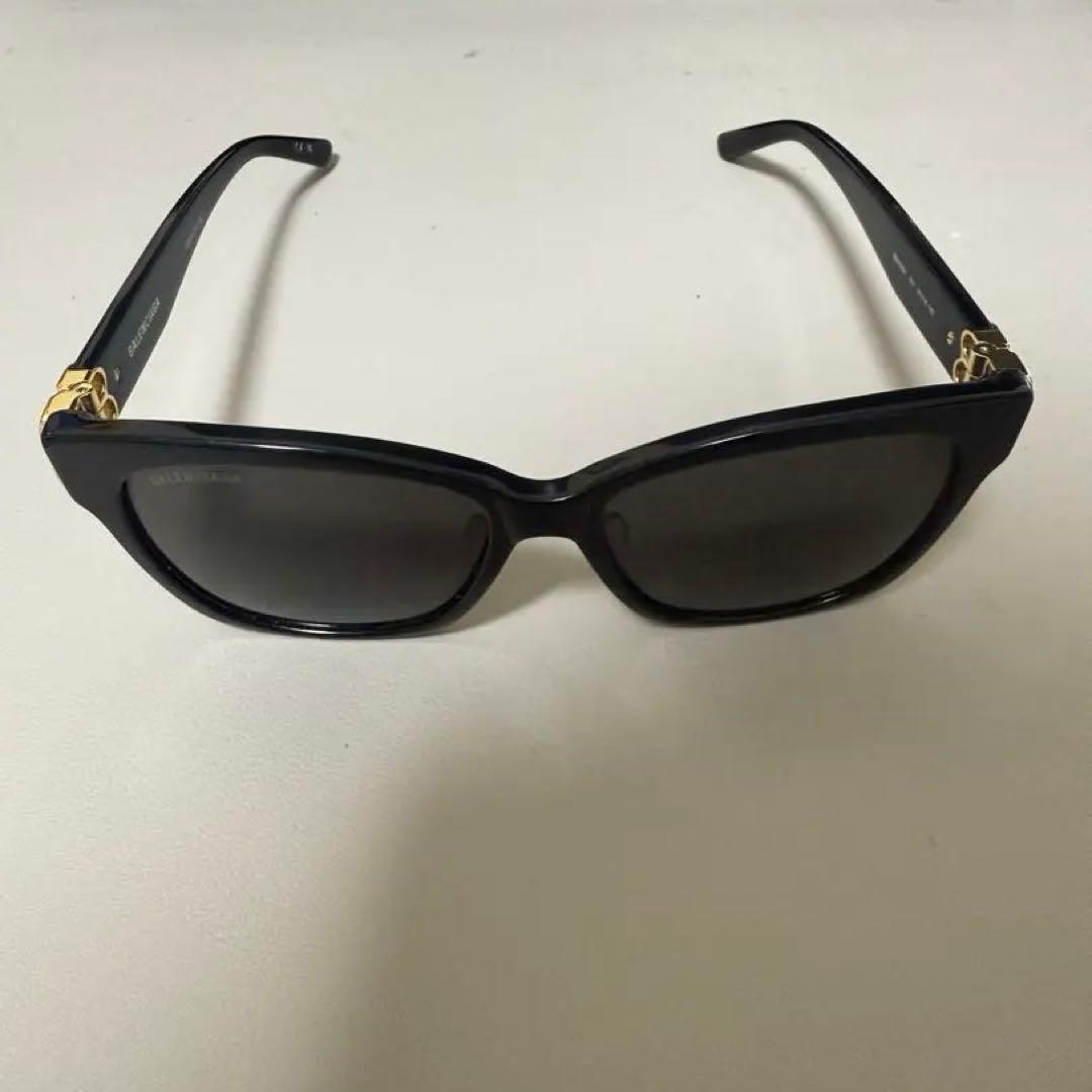 BALENCIAGA BB0102SA ブラックサングラス